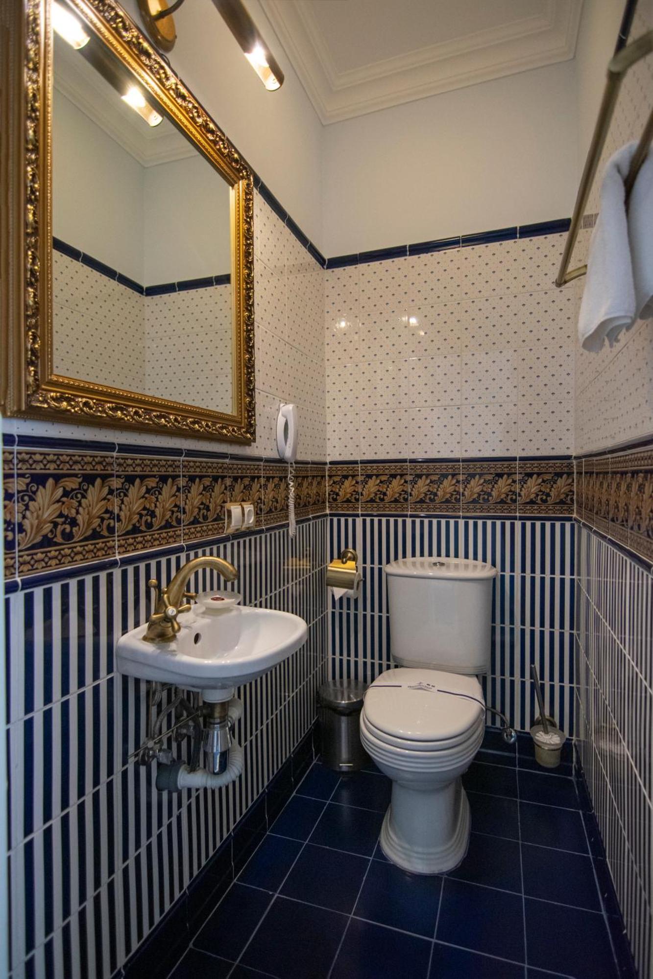 Royal Olympic Hotel Kyiv Room photo