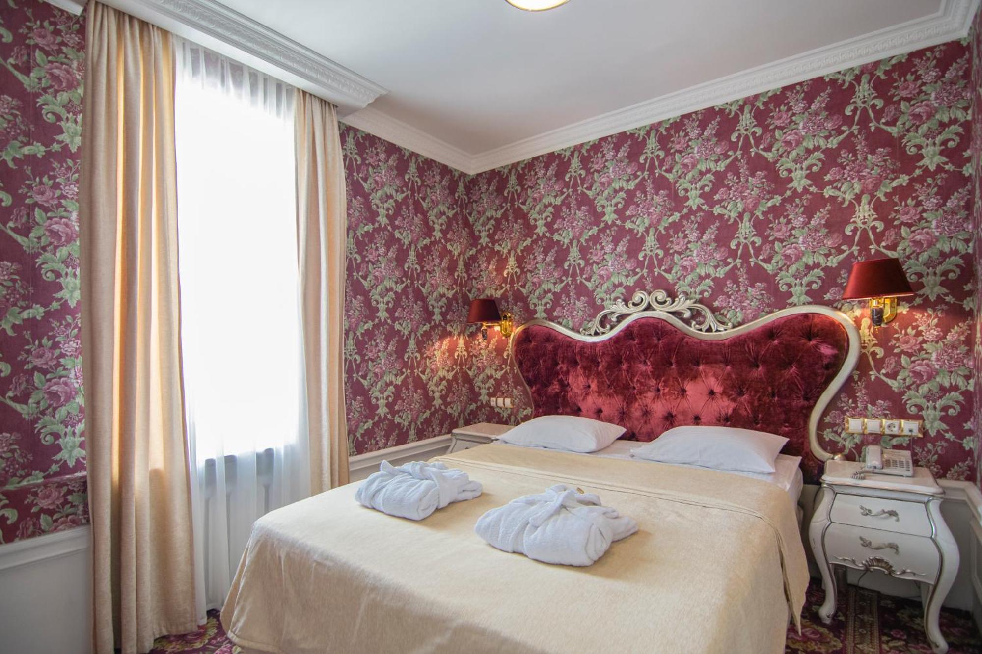 Royal Olympic Hotel Kyiv Exterior photo