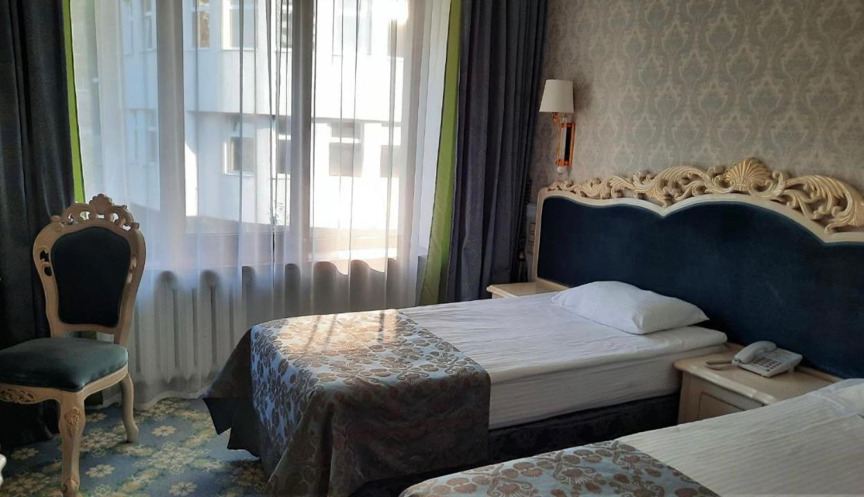 Royal Olympic Hotel Kyiv Exterior photo